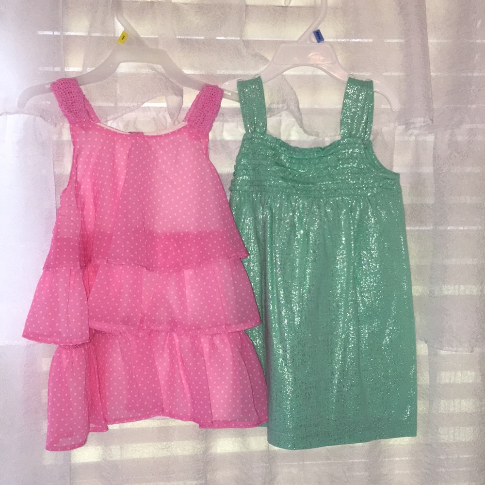 Bundle of girls flowy tank tops size 4